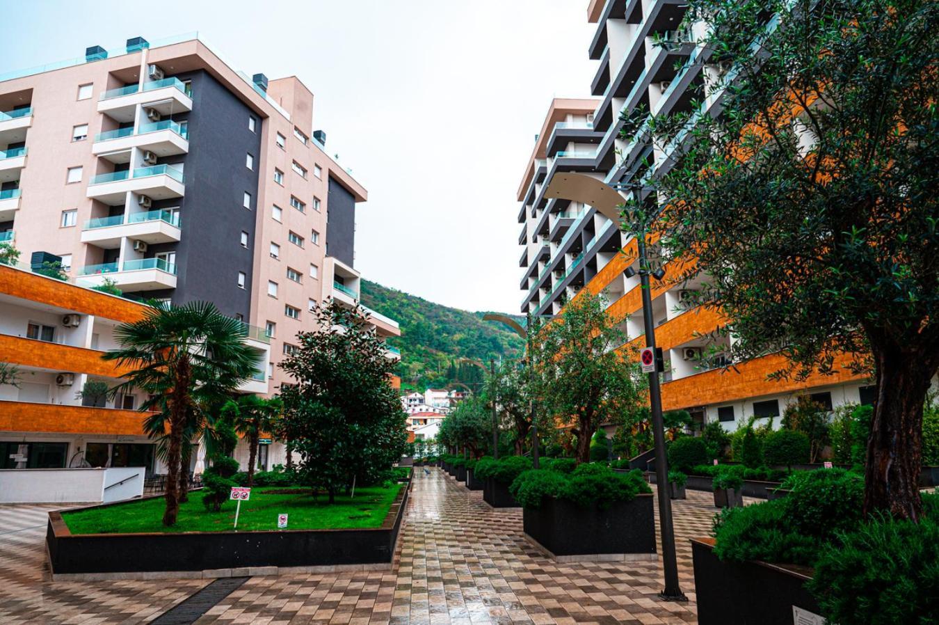 Appartement Modern Flat - Balcony & Garage Included *
